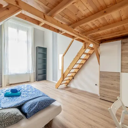 Apartment Danube 3br, 2 Bathr Quiet Apt At Market Hall