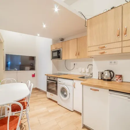 Apartment Danube 3br, 2 Bathr Quiet Apt At Market Hall Budapest