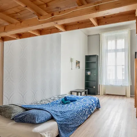 Apartment Danube 3br, 2 Bathr Quiet Apt At Market Hall *